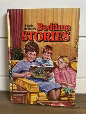 Uncle Arthur’s Bedtime Stories: Volume 1 (1976) - Vintage Hardcover Story Book